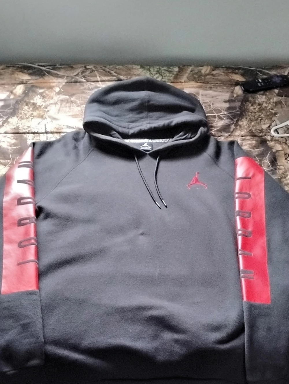 Jordan Jumpman Sleeve Logo Fleece Pullover Hoodie Black & Red XL